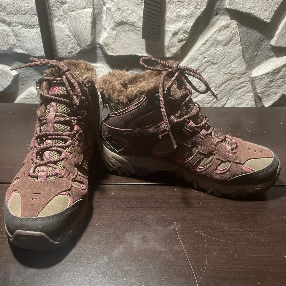 Merrill fleece lined hiking boots expressive blushing women’s size 8